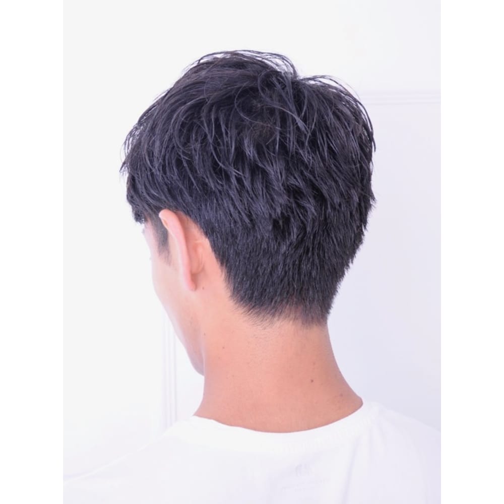 デキる男のツーブロック ビジネススタイル Beautrium Peninsula ビュートリアム ペニンシュラ のヘアスタイル 美容院 美容室を予約するなら楽天ビューティ