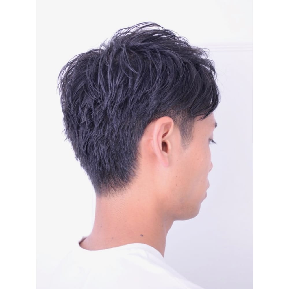 デキる男のツーブロック ビジネススタイル Beautrium Peninsula ビュートリアム ペニンシュラ のヘアスタイル 美容院 美容室を予約するなら楽天ビューティ