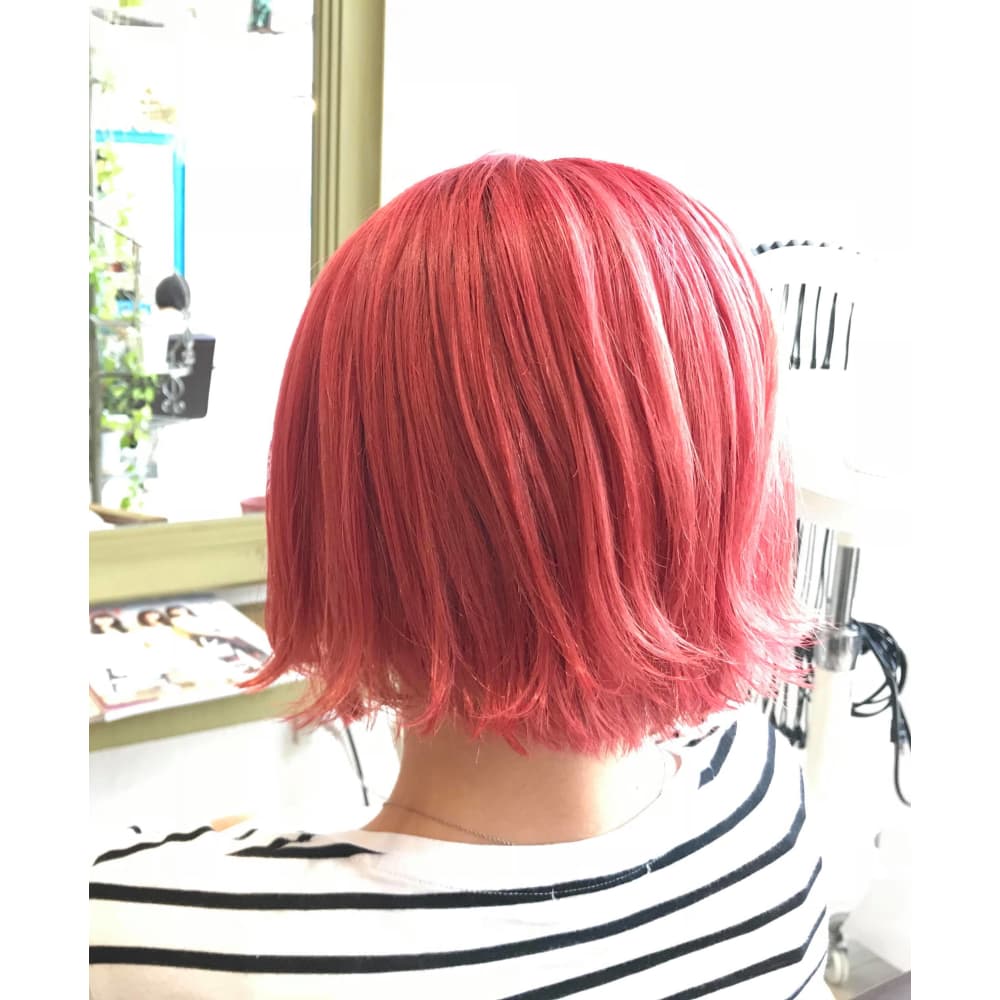 Liberty 派手髪ピンク Liberty リバティ のヘアスタイル 美容院 美容室を予約するなら楽天ビューティ