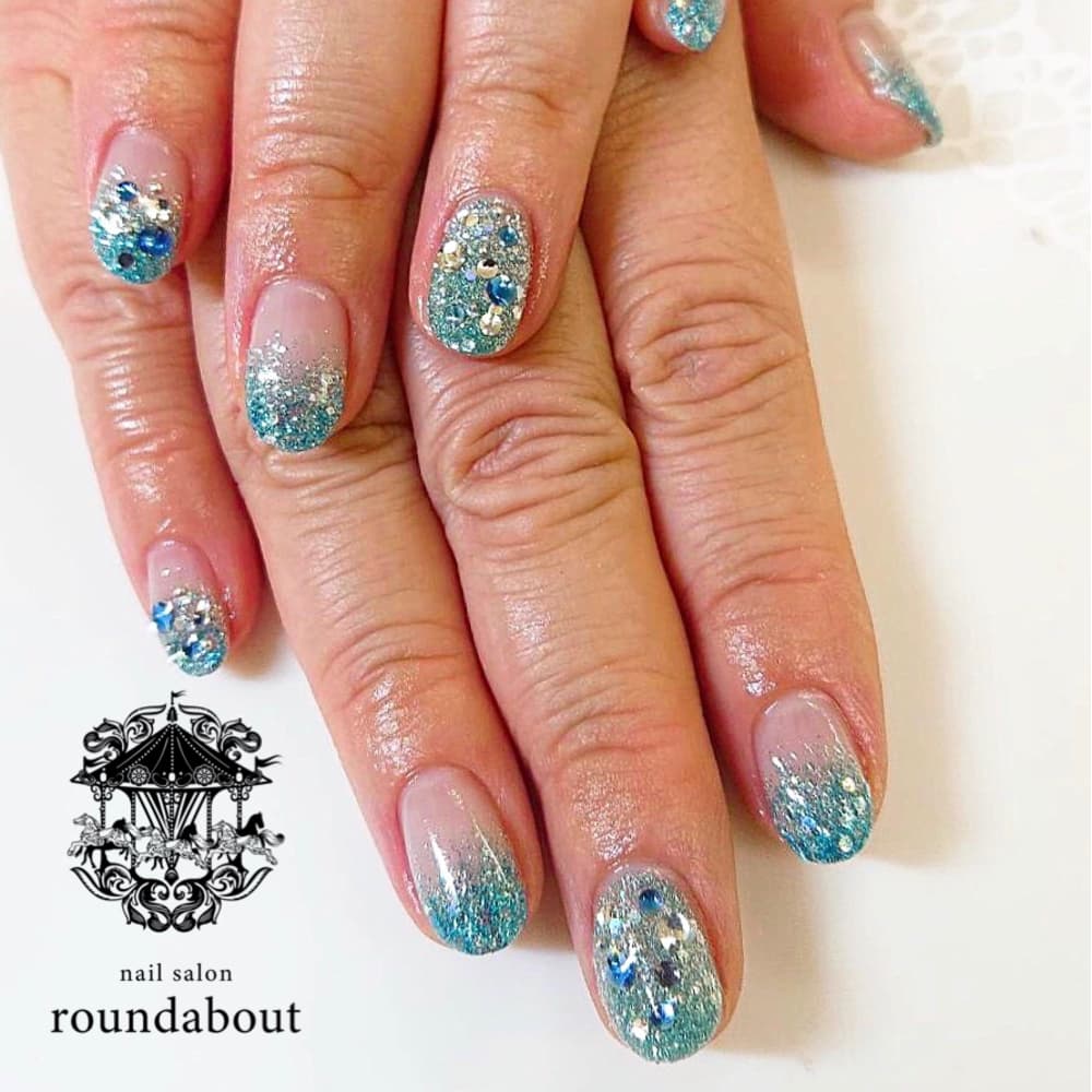マリンラメグラ Nailsalon Roundabout ネイルサロンラウンドアバウト のネイルデザイン ネイル まつげサロンを予約するなら楽天ビューティ