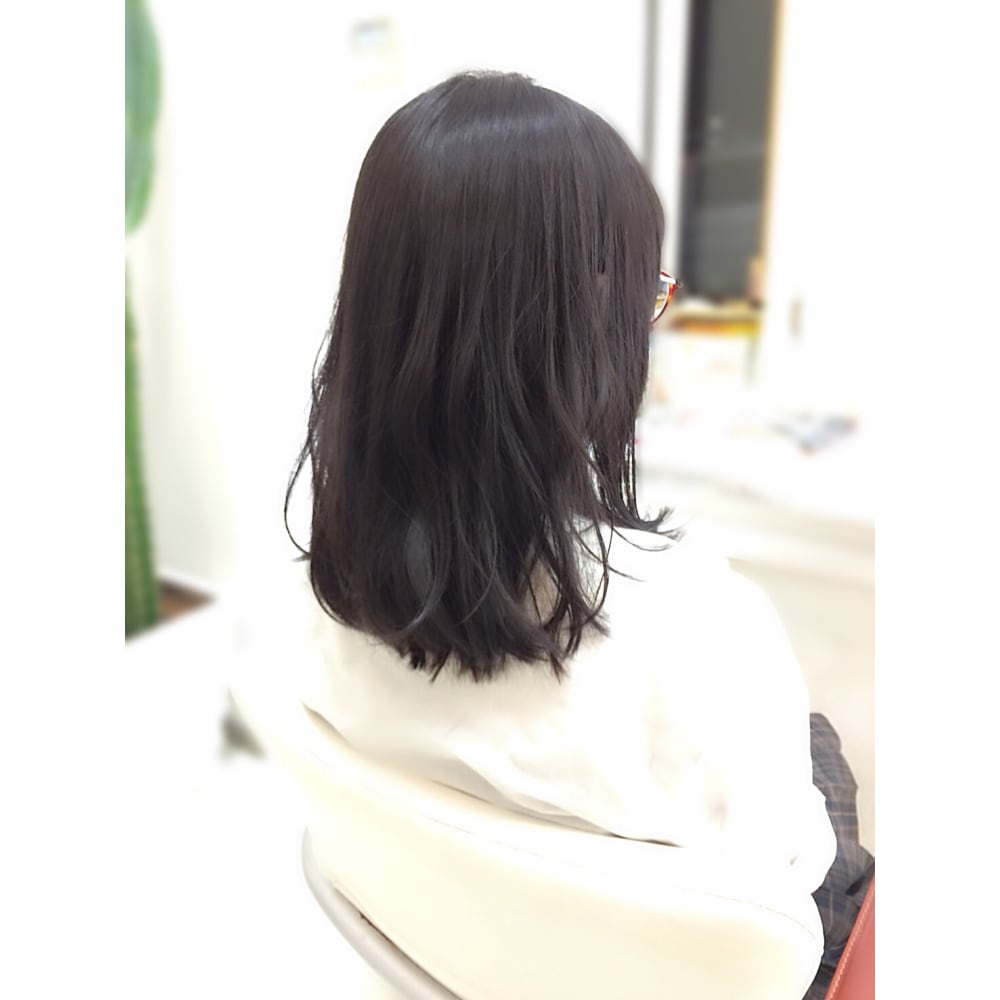 切りっぱなしロブ 高校生 Hair Verde ヘアー ヴェルデ のヘア