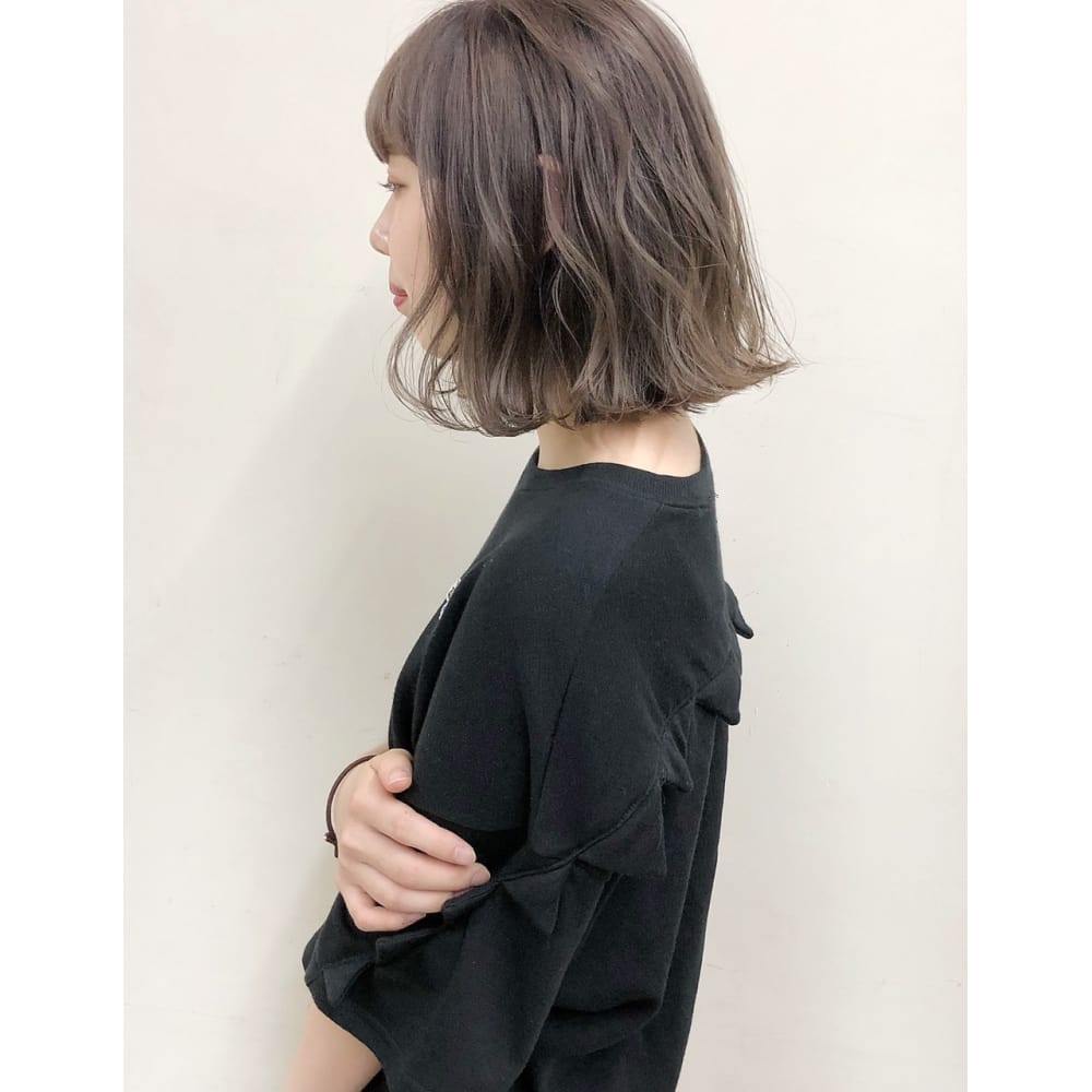 切りっぱなしボブ グレージュカラー Garden ガーデン のヘアスタイル 美容院 美容室を予約するなら楽天ビューティ