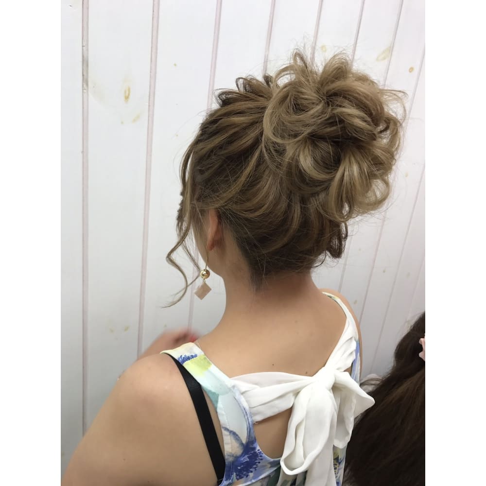 ふんわりお団子 Hair Salon Clan 心斎橋店ヘアサロンクランのヘア