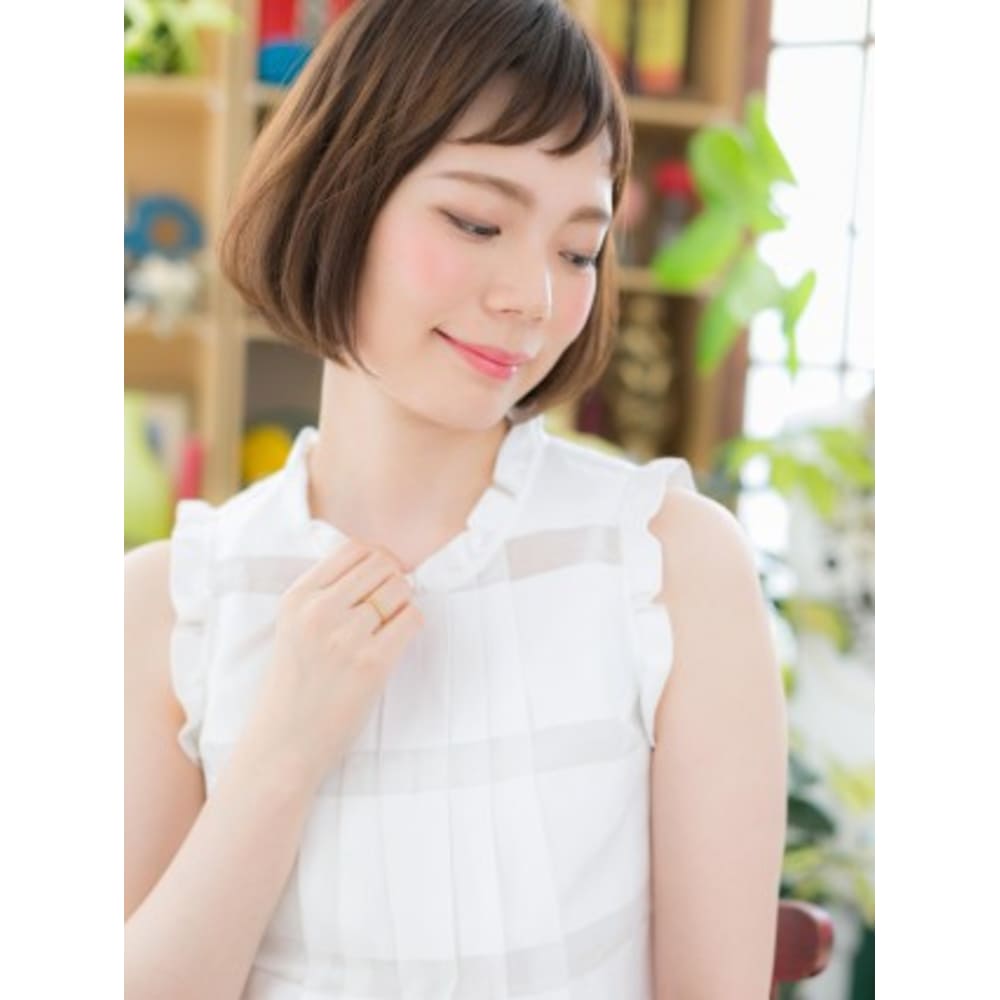 オン眉が個性的 アシンメトリー前下がりボブ Cover Hair Bliss 北浦和西口店 カバーヘアブリス キタウラワニシグチテン のヘアスタイル 美容院 美容室を予約するなら楽天ビューティ