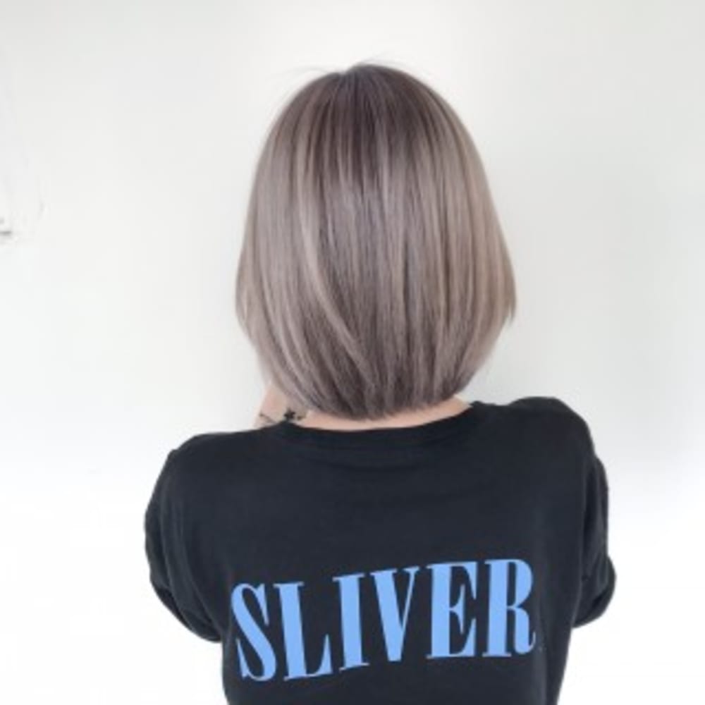 ボブ ホワイトアッシュ G Grow ジーグロウ のヘアスタイル 美容院 美容室を予約するなら楽天ビューティ ボブ ホワイトアッシュ G Grow ジーグロウ のヘアスタイル 美容院 美容室を予約するなら楽天ビューティ