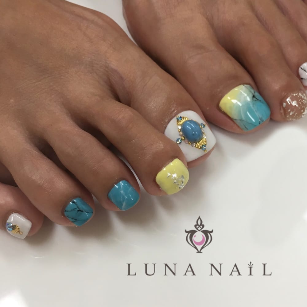 ターコイズネイル Luna Nail ルナネイル のネイルデザイン ネイル まつげサロンを予約するなら楽天ビューティ ターコイズネイル Luna Nail ルナネイル のネイルデザイン ネイル まつげサロンを予約するなら楽天ビューティ