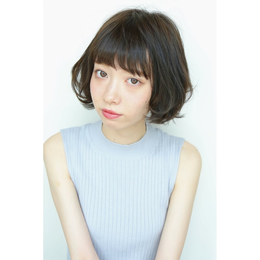 大人可愛いオフィスボブ Rocca ロッカ のヘアスタイル 美容院 美容室を予約するなら楽天ビューティ
