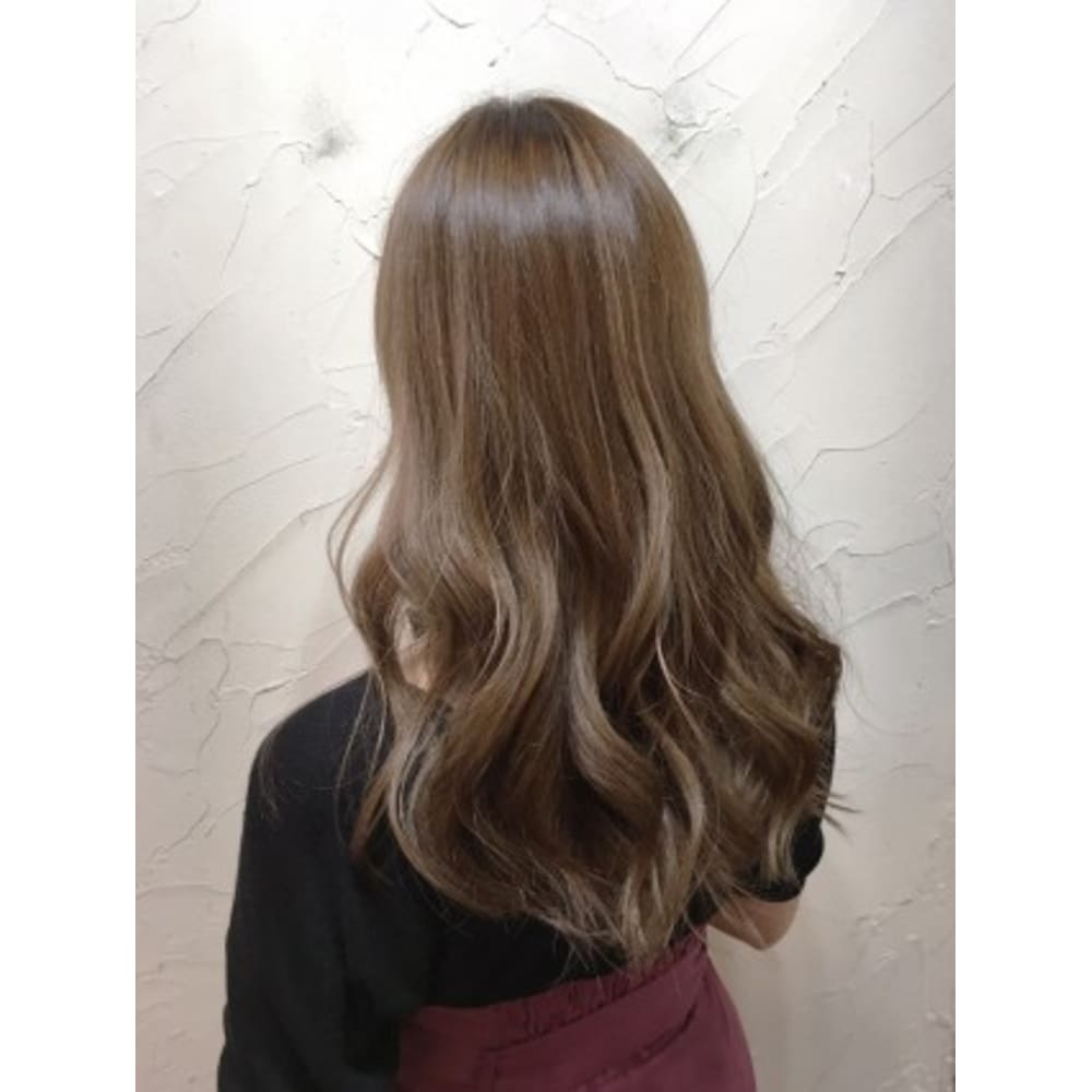 Reir下北沢 フェザーロングハイライトシナモンベージュ Reir レイール レイール のヘアスタイル 美容院 美容室を予約するなら楽天ビューティ Reir下北沢 フェザーロングハイライトシナモンベージュ Reir レイール レイール のヘアスタイル 美容院 美容室を予約するなら楽天ビューティ