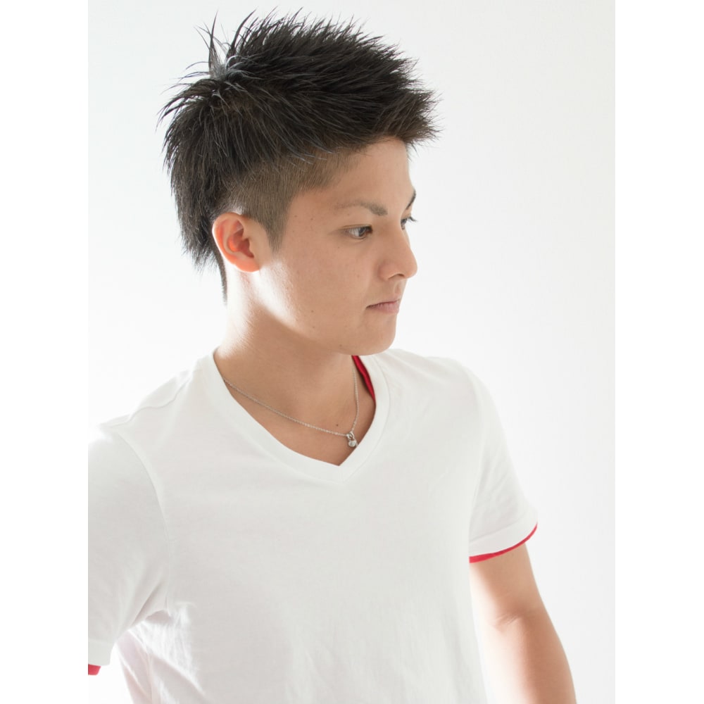 大胆ワイルドツーブロック Galette Umeda ガレットウメダ のヘアスタイル 美容院 美容室を予約するなら楽天ビューティ
