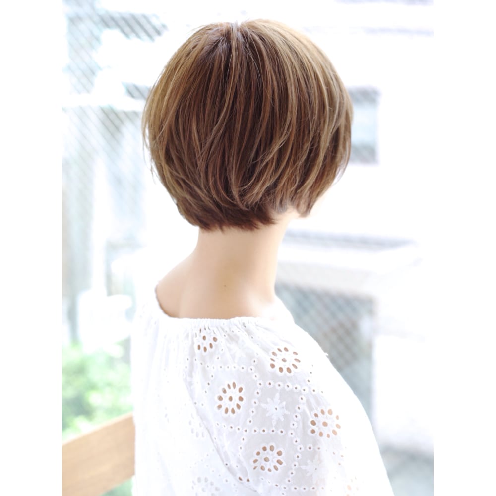 Houle 根岸宏幸 ナチュラルかわいい 丸みのあるショート Houle ウル のヘアスタイル 美容院 美容室を予約するなら楽天ビューティ Houle 根岸宏幸 ナチュラルかわいい 丸みのあるショート Houle ウル のヘアスタイル 美容院 美容室を予約するなら楽天ビューティ