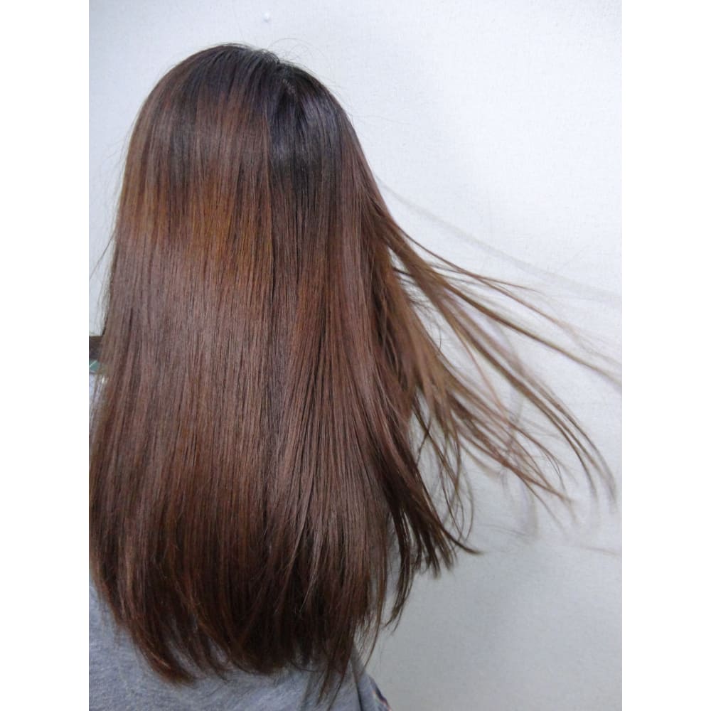 アラフィフ５０代の女性で美人はショートヘアロングヘア縮毛矯正