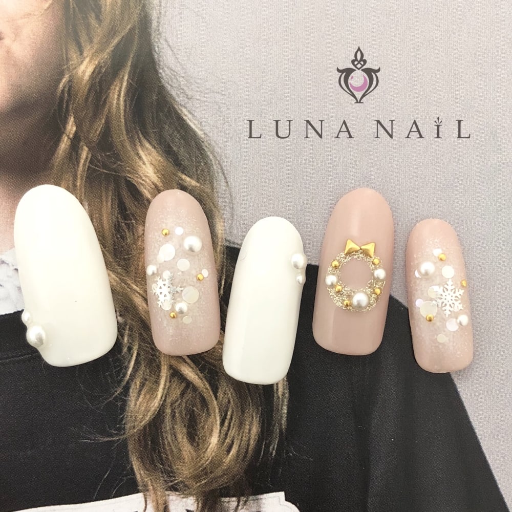 冬デザイン Luna Nail ルナネイル のネイルデザイン ネイル まつげサロンを予約するなら楽天ビューティ