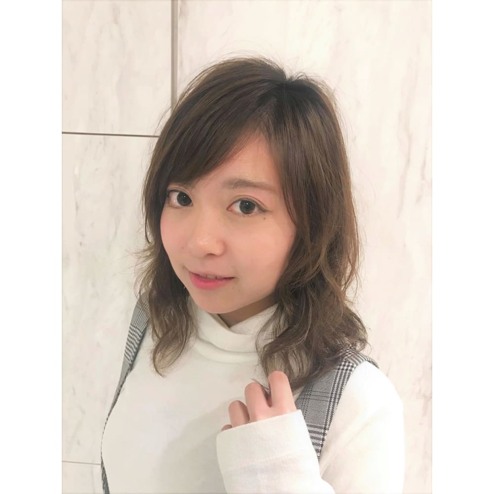 ミディアムレイヤー の低温デジタルパーマ Hair Make Opsis オプシス のヘアスタイル 美容院 美容室を予約するなら楽天ビューティ ミディアムレイヤー の低温デジタルパーマ Hair Make Opsis オプシス のヘアスタイル 美容院 美容室を予約するなら楽天ビューティ