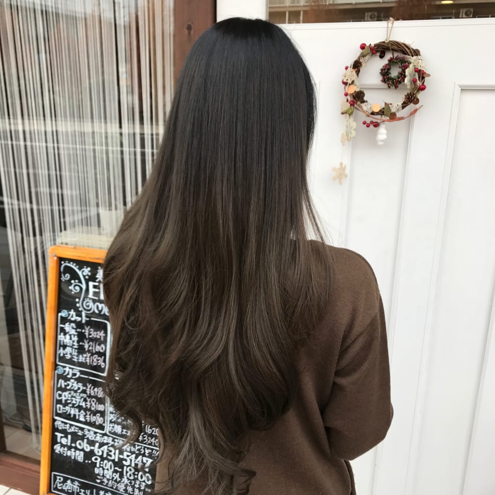 カーキベージュグラデーション Elite エリート のヘアスタイル 美容院 美容室を予約するなら楽天ビューティ