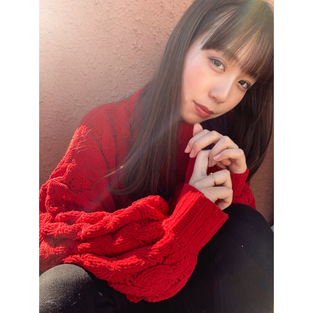 サラサラロングヘア シースルーバングt15 Lila By Afloat レイラバイアフロート のヘアスタイル 美容院 美容室を予約するなら楽天ビューティ