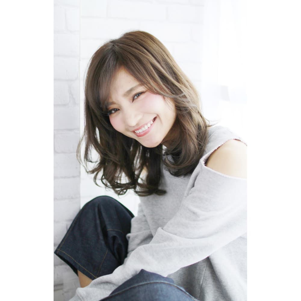 代 30代 40代 いい女見えロング Safric Hair Beauty Spa サフリックヘアアンドビューティースパ のヘアスタイル 美容院 美容室を予約するなら楽天ビューティ