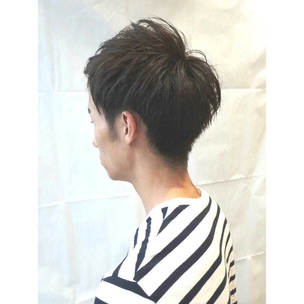Gisel メンズツーブロック Gisel 六本松店 ジゼルロッポンマツテン のヘアスタイル 美容院 美容室を予約するなら楽天ビューティ Gisel メンズツーブロック Gisel 六本松店 ジゼルロッポンマツテン のヘアスタイル 美容院 美容室を予約するなら楽天ビューティ