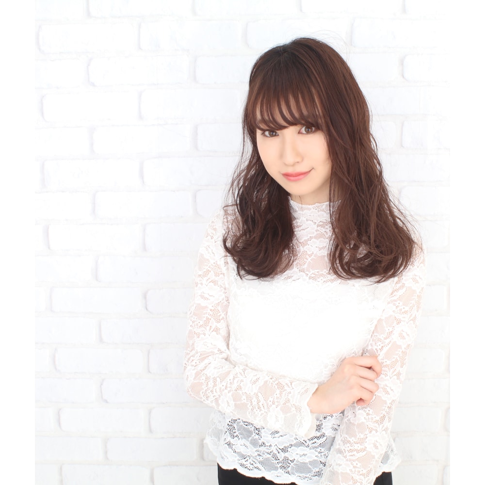 面長を丸顔に観せるヘアスタイル Noa ノア のヘアスタイル 美容院