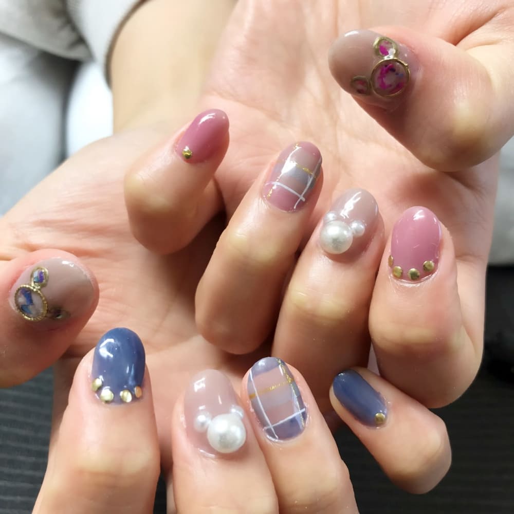 チェックネイル Private Nailsalon Nailouge プライベートネイルサロンネイルージュ のネイルデザイン ネイル まつげサロンを予約するなら楽天ビューティ