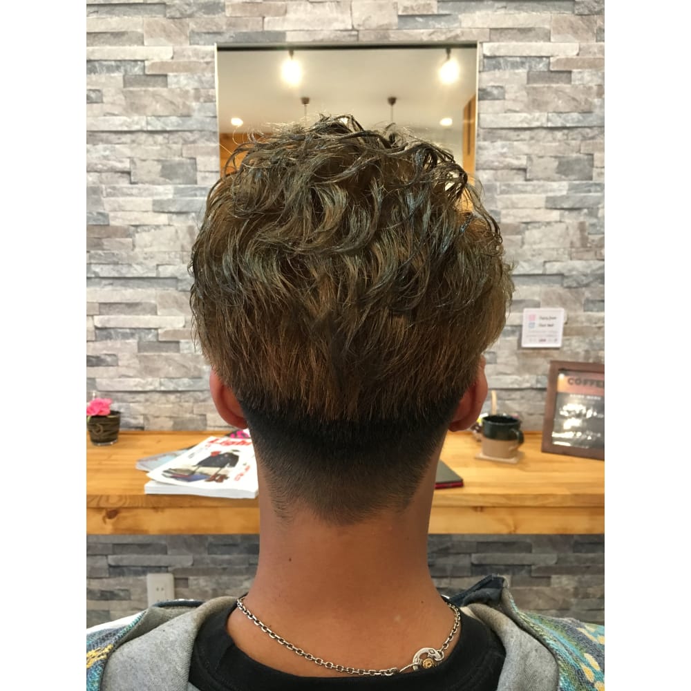 メンズカット 刈り上げ J One Hair ジェイワンヘア のヘアスタイル 美容院 美容室を予約するなら楽天ビューティ メンズカット 刈り上げ J One Hair ジェイワンヘア のヘアスタイル 美容院 美容室を予約するなら楽天ビューティ