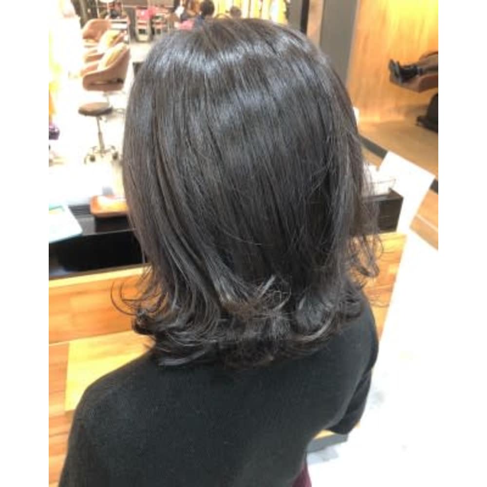 Craft 暗色でも透明感 イルミナカラー 松岡ユカ Hair Design Craft ヘアデザインクラフト のヘアスタイル 美容院 美容室を予約するなら楽天ビューティ
