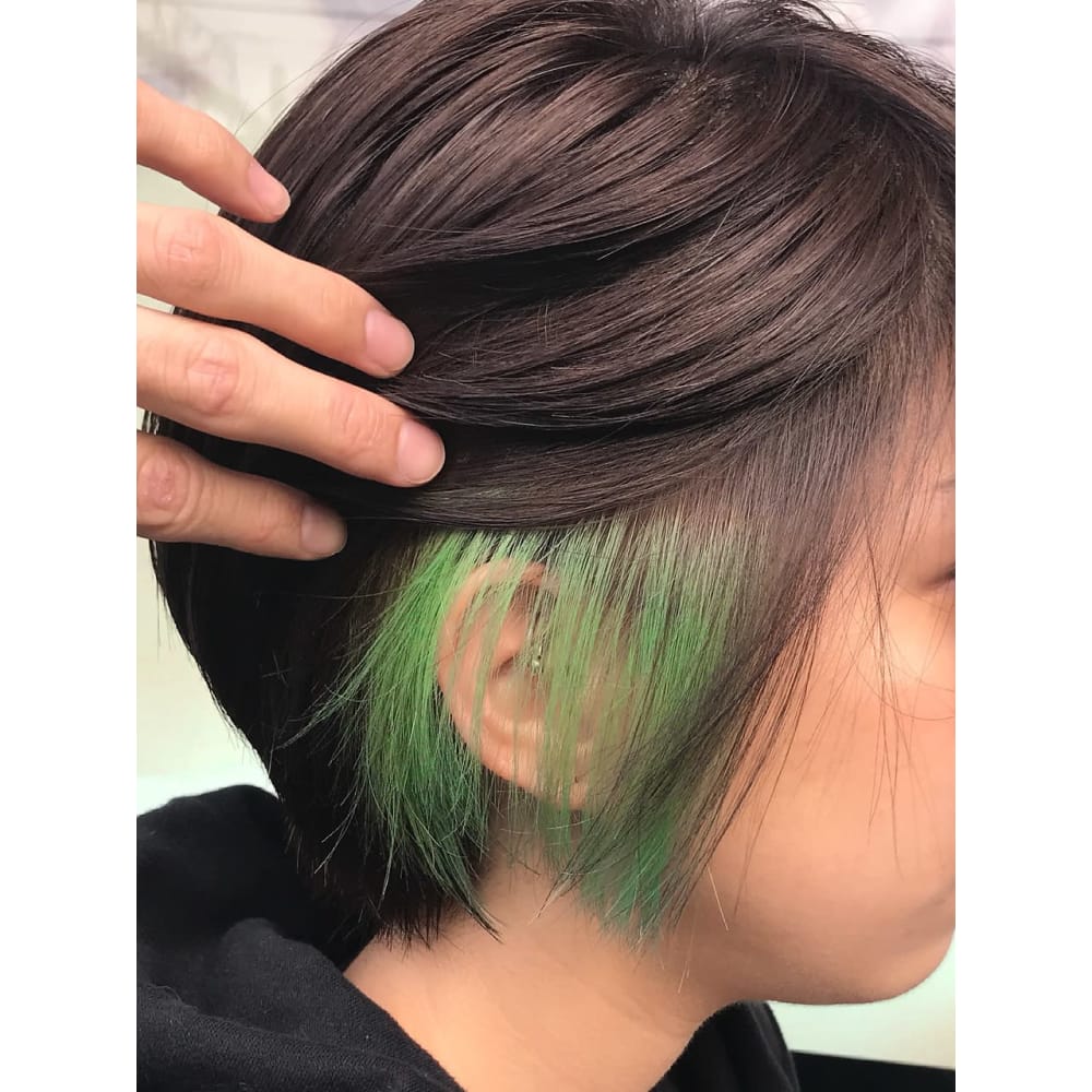 ワンポイントインナーカラー Canvas 西田 Canvas キャンバス のヘアスタイル 美容院 美容室を予約するなら楽天ビューティ ワンポイントインナーカラー Canvas 西田 Canvas キャンバス のヘアスタイル 美容院 美容室を予約するなら楽天ビューティ
