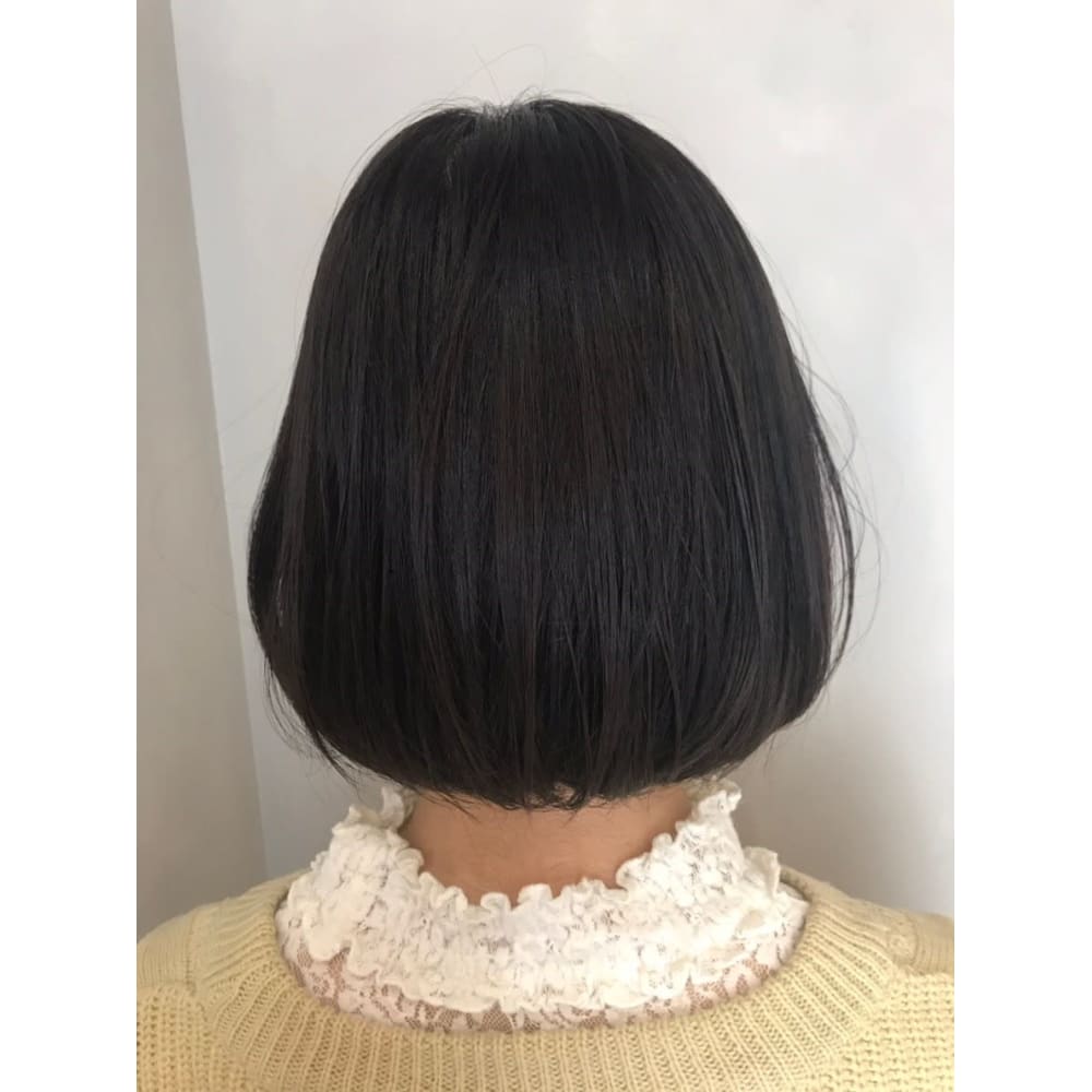ミニマムボブ 黒髪 大人かわいい 前下がり クラシカル Brocante Luxbeブロカントラックスビー立川北口店 ブロカントラックスビータチカワキタグチテン のヘアスタイル 美容院 美容室を予約するなら楽天ビューティ