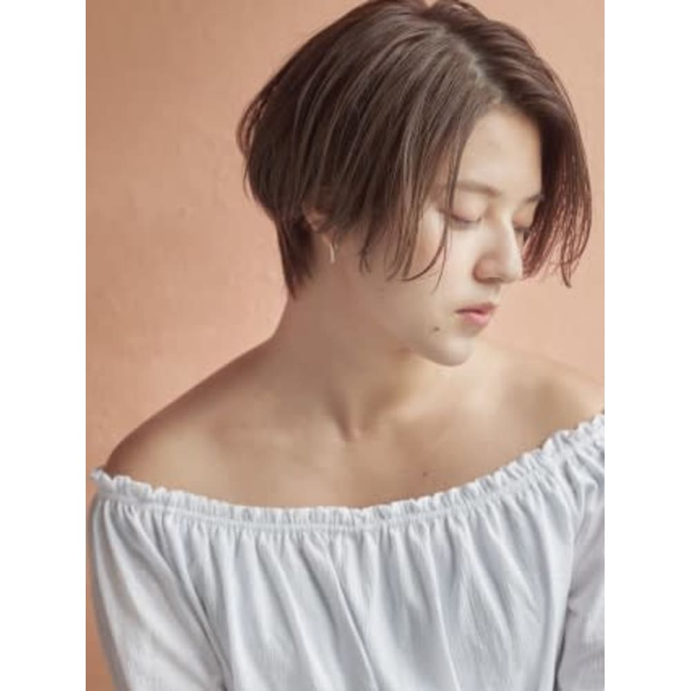 18秋冬人気のシアーベージュの大人ショート Minx 原宿店 ミンクス ハラジュクテン のヘアスタイル 美容院 美容室を予約するなら楽天ビューティ 18秋冬人気のシアーベージュの大人ショート Minx 原宿店 ミンクス ハラジュクテン のヘアスタイル 美容院 美容室を予約するなら楽天ビューティ