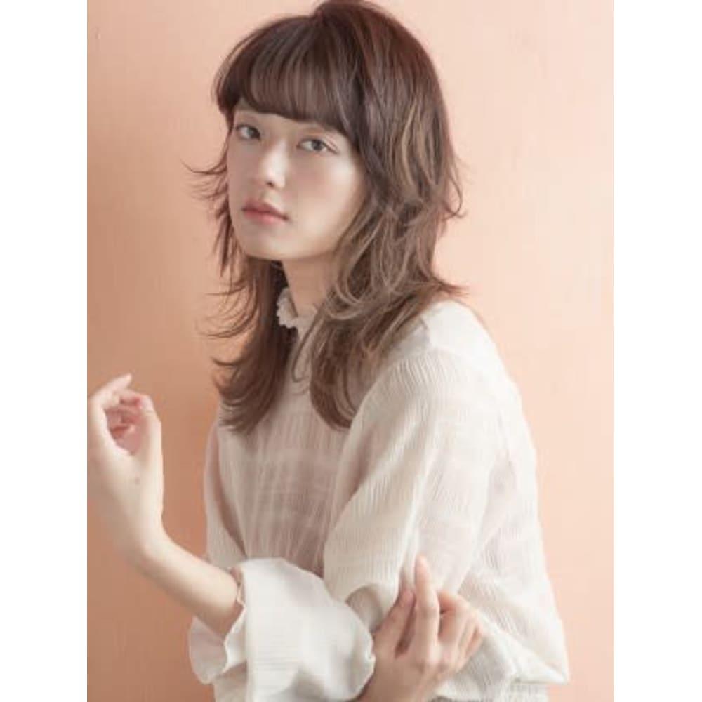 おしゃれで上品なウルフロングヘア モード 3dカラー Minx 原宿店 ミンクス ハラジュクテン のヘアスタイル 美容院 美容室を予約するなら楽天ビューティ おしゃれで上品なウルフロングヘア モード 3dカラー Minx 原宿店 ミンクス ハラジュクテン のヘアスタイル 美容院 美容室を予約するなら楽天ビューティ