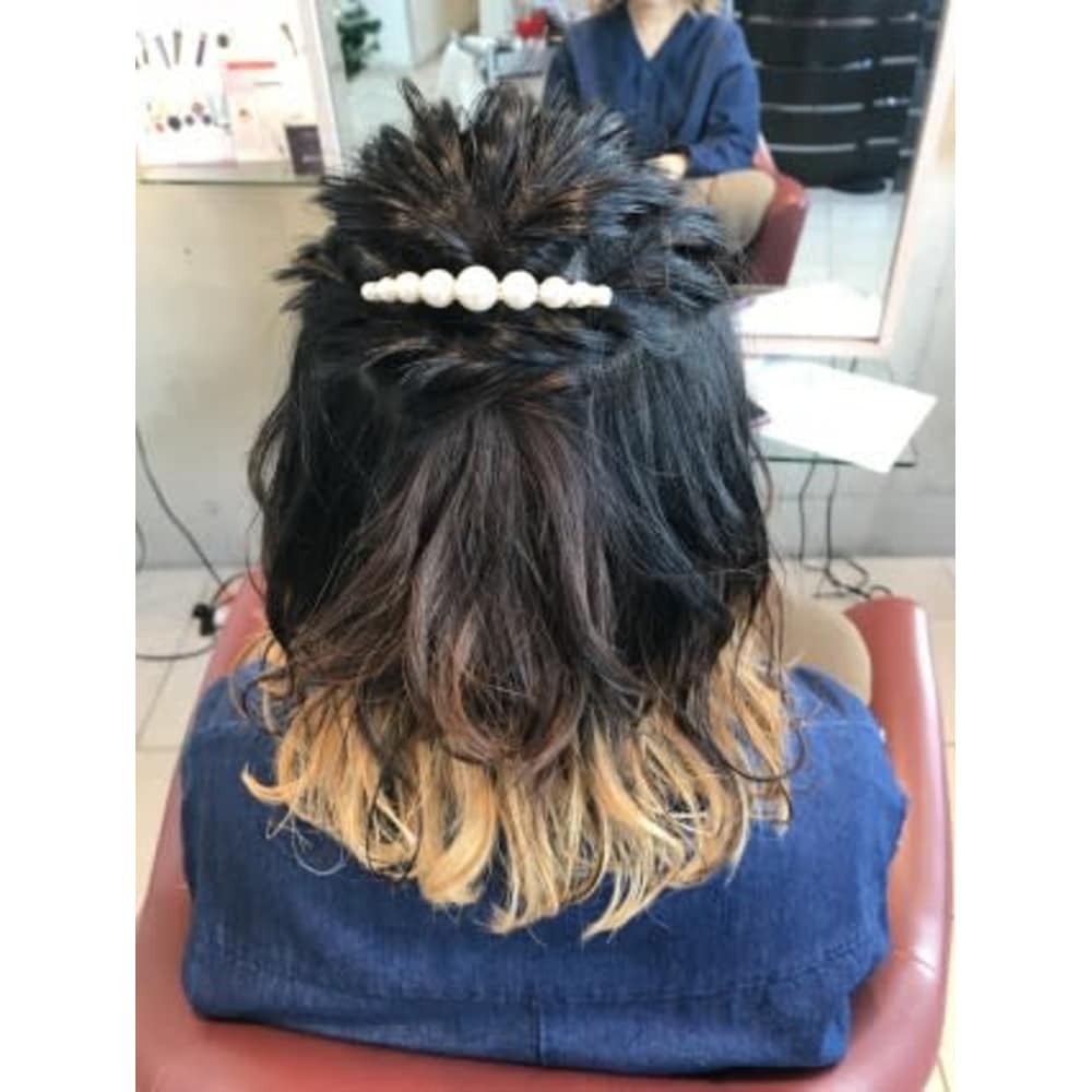 インナーカラーのパーティアップ Emu International 春日部本店 エムインターナショナル のヘアスタイル 美容院 美容室を予約するなら楽天ビューティ インナーカラーのパーティアップ Emu International 春日部本店 エムインターナショナル のヘアスタイル 美容院 美容室を予約するなら楽天ビューティ