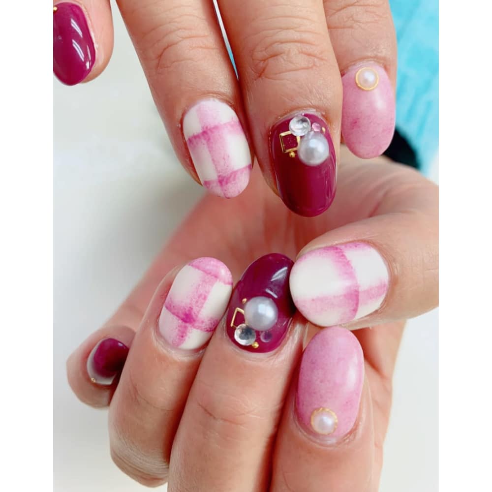 ブランケットネイル ネイルサロン ティアラ リュクス 市川北口 ネイルサロンティアラリュクスイチカワキタグチ のネイルデザイン ネイル まつげサロンを予約するなら楽天ビューティ