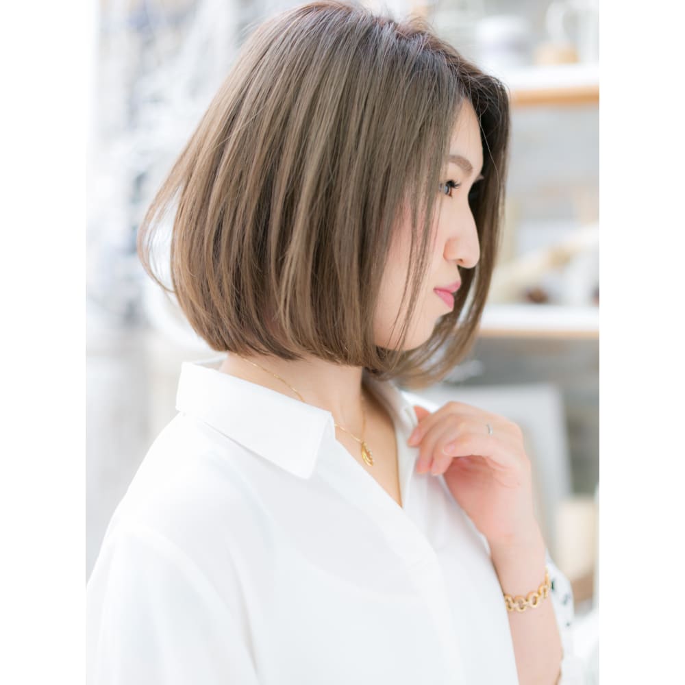 派手過ぎない ナチュラルハイライト大人ボブ ニュアンスカール Mod S Hair 越谷 モッズヘア 越谷西口店 モッズヘア コシガヤニシグチテン のヘアスタイル 美容院 美容室を予約するなら楽天ビューティ