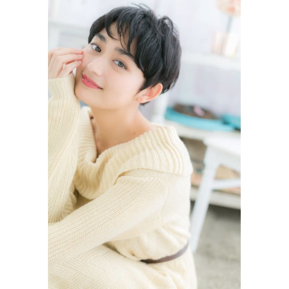 カッコかわいい黒髪ベリーショートでオシャレ上級者 Miq 日暮里店 ミック のヘアスタイル 美容院 美容室を予約するなら楽天ビューティ カッコかわいい黒髪ベリーショートでオシャレ上級者 Miq 日暮里店 ミック のヘアスタイル 美容院 美容室を予約するなら楽天ビューティ
