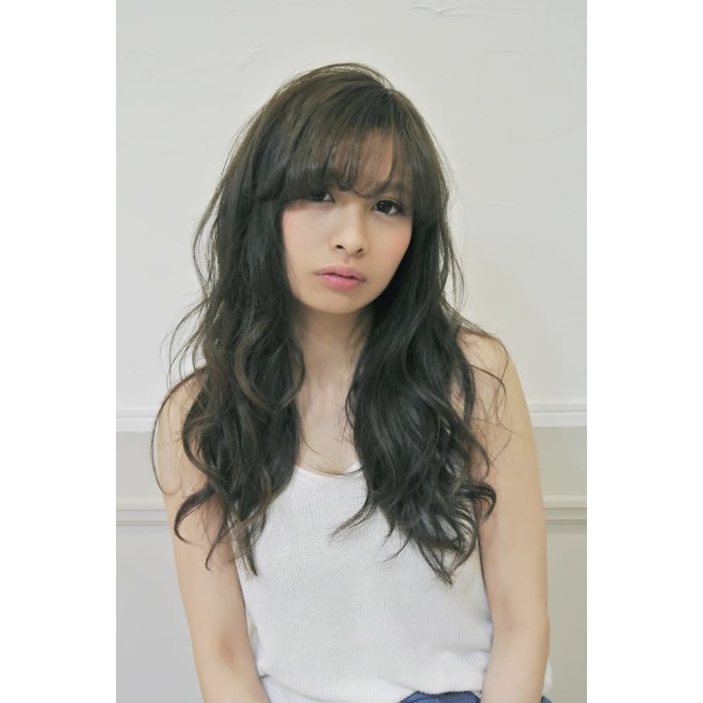 ナチュラルロング Hair Room She Rie ヘアールームシェリー のヘアスタイル 美容院 美容室を予約するなら楽天ビューティ