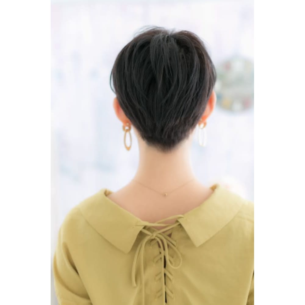 クールフェミニンな表情 黒髪ベリーショート Miq 赤羽店 ミック のヘアスタイル 美容院 美容室を予約するなら楽天ビューティ