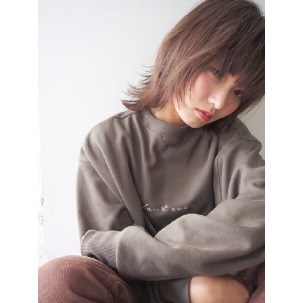 外ハネレイヤーロブ Depart 表参道 デパール オモテサンドウ のヘアスタイル 美容院 美容室を予約するなら楽天ビューティ