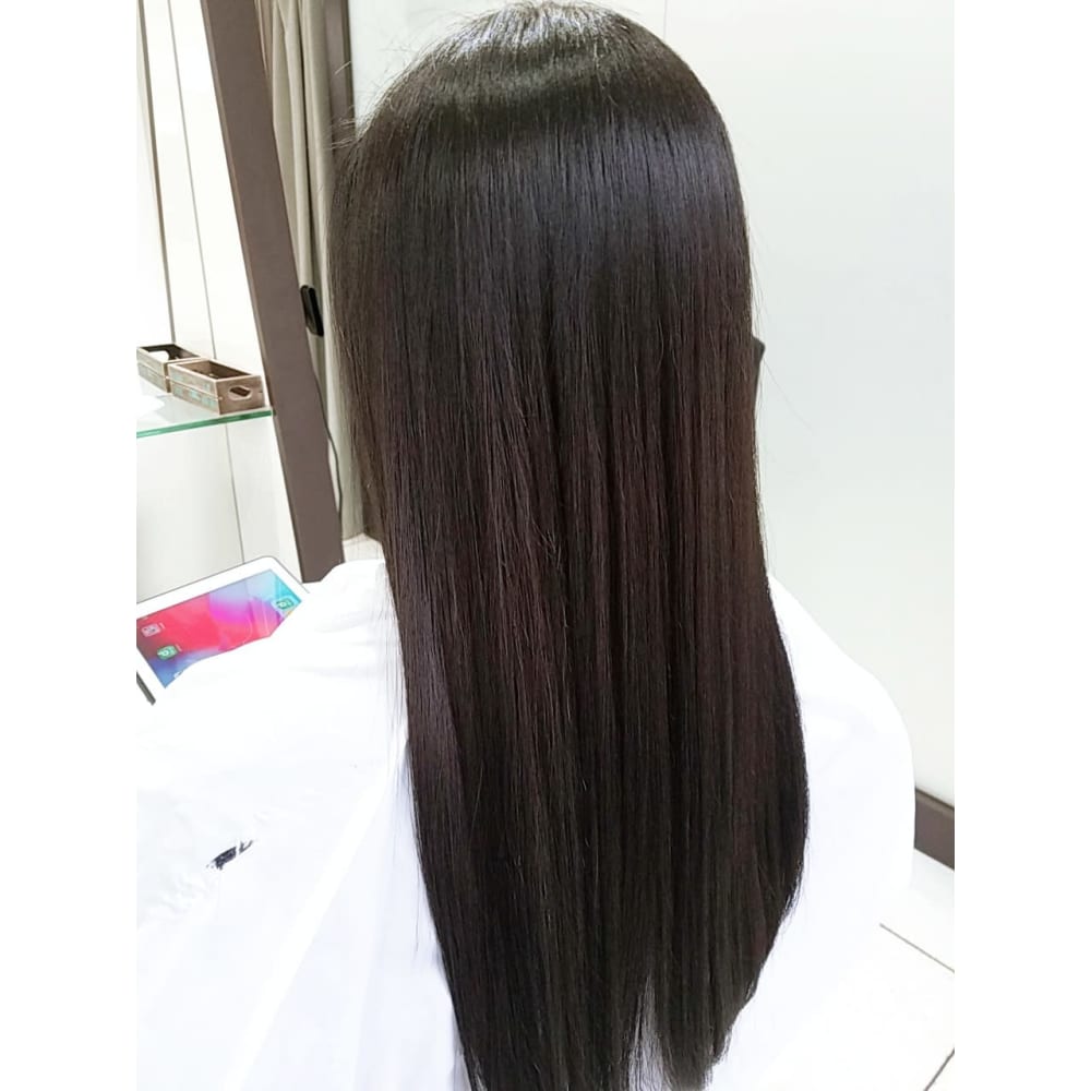 ティアラ縮毛矯正 ナチュラルブラウンカラー Newi 池袋 ネウィ イケブクロ のヘアスタイル 美容院 美容室を予約するなら楽天ビューティ