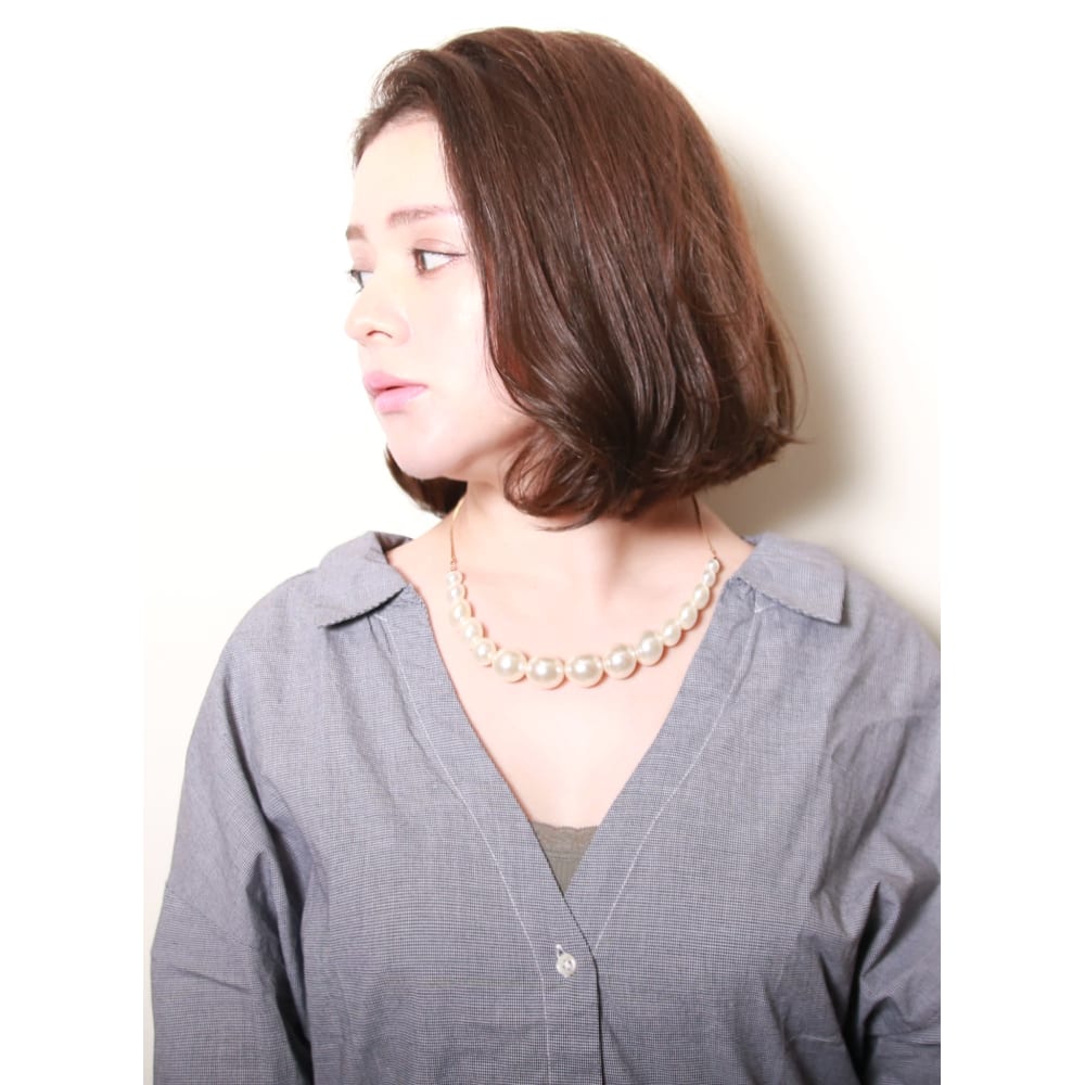 大人女子にオススメな 前髪かきあげボブ Beautrium 福岡 ビュートリアム のヘアスタイル 美容院 美容室を予約するなら楽天ビューティ 大人女子にオススメな 前髪かきあげボブ Beautrium 福岡 ビュートリアム のヘアスタイル 美容院 美容室を予約するなら楽天ビューティ