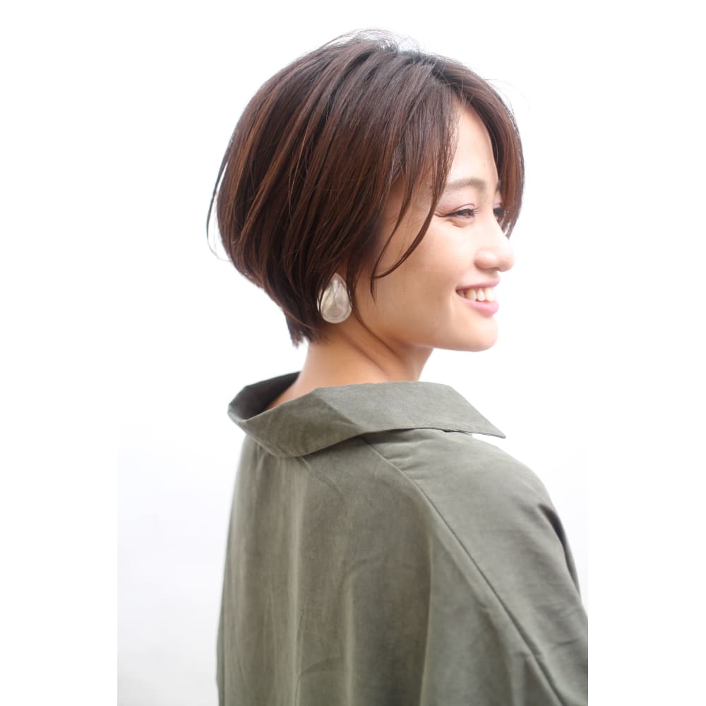 大人の抜け感ショートボブ Beautrium 銀座265 ビュートリアム のヘアスタイル 美容院 美容室を予約するなら楽天ビューティ
