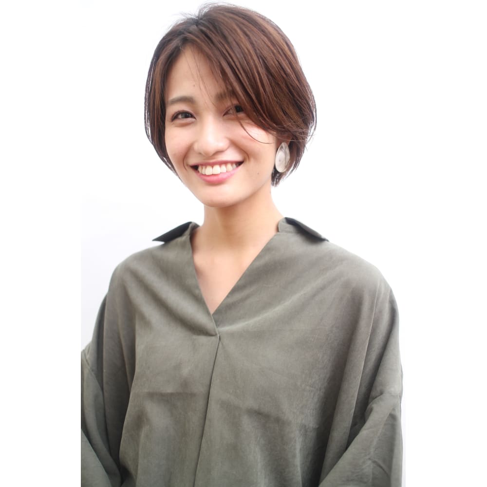 大人の抜け感ショートボブ Beautrium 銀座265 ビュートリアム のヘアスタイル 美容院 美容室を予約するなら楽天ビューティ