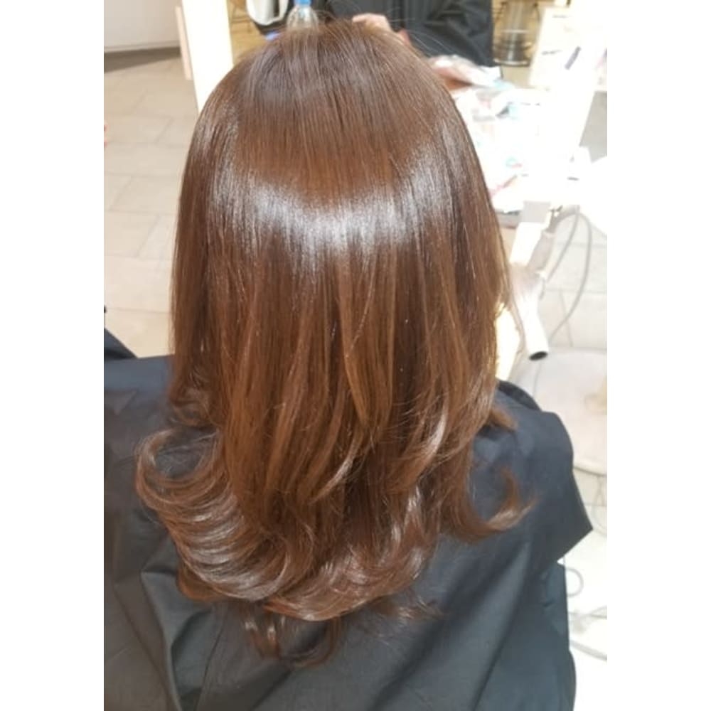 髪質改善 モイスチャーカラー Luck成城 ラックセイジョウ のヘアスタイル 美容院 美容室を予約するなら楽天ビューティ