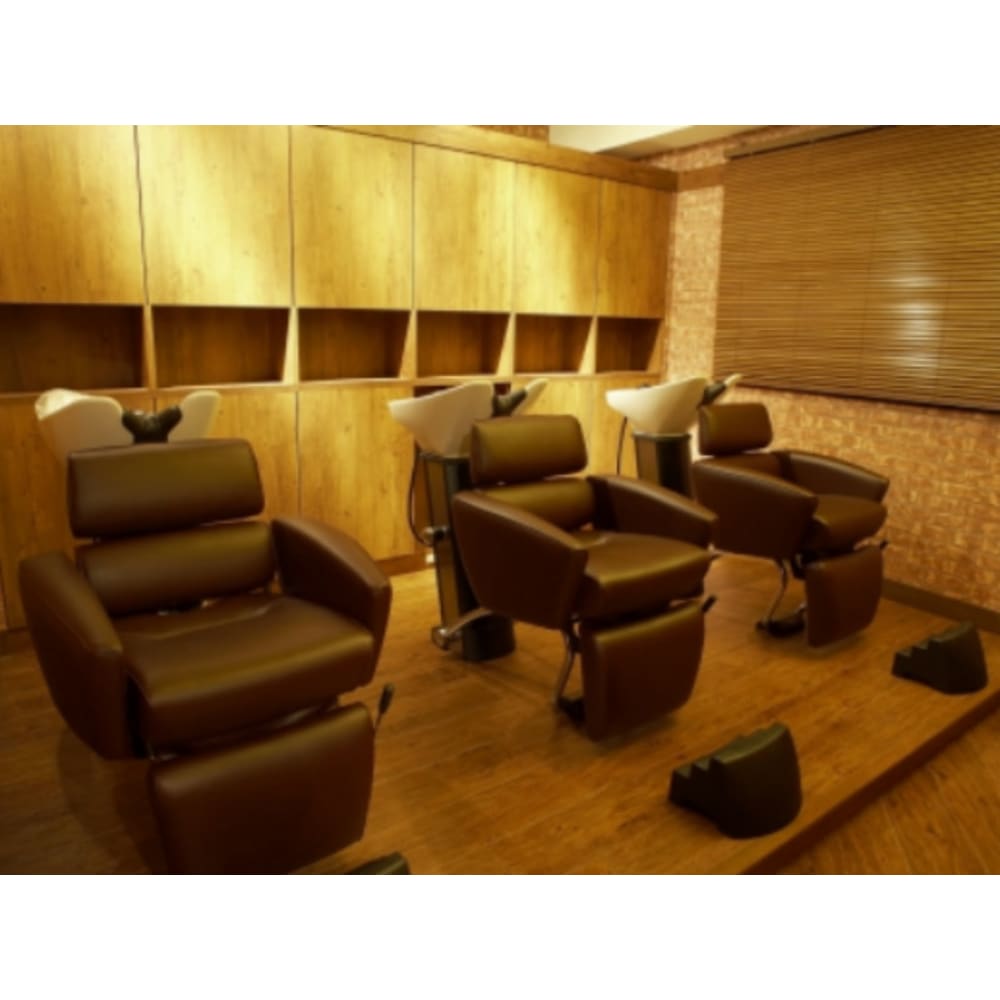 Sulir Hair And Nail Design 恵比寿 スリル ヘア アンド ネイル デザイン エビステン の予約 サロン情報 美容院 美容室を予約するなら楽天ビューティ