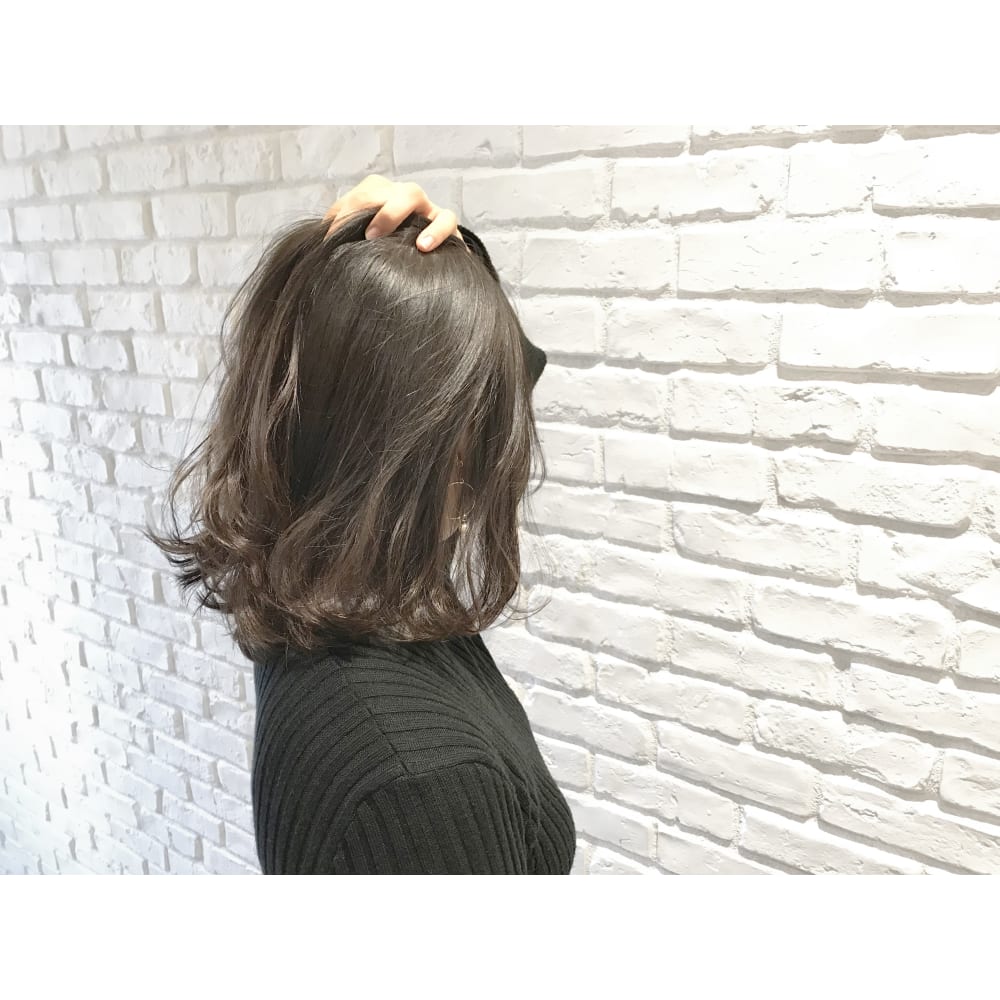 黒髪みたいなダークカラーで大人かわいい重めボブ Relaxx 表参道 リラックス オモテサンドウ のヘアスタイル 美容院 美容室を予約するなら楽天ビューティ 黒髪みたいなダークカラーで大人かわいい重めボブ Relaxx 表参道 リラックス オモテサンドウ のヘアスタイル 美容院 美容室を予約するなら楽天ビューティ