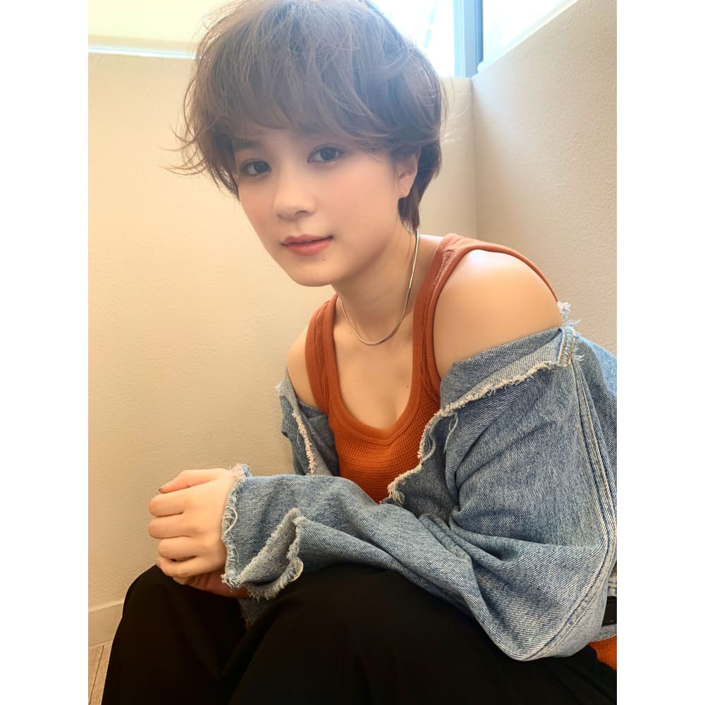 山田 小顔マッシュショート無造作パーマ丸みショートy23 Maria By Afloat マリアバイアフロート のヘアスタイル 美容院 美容室を予約するなら楽天ビューティ