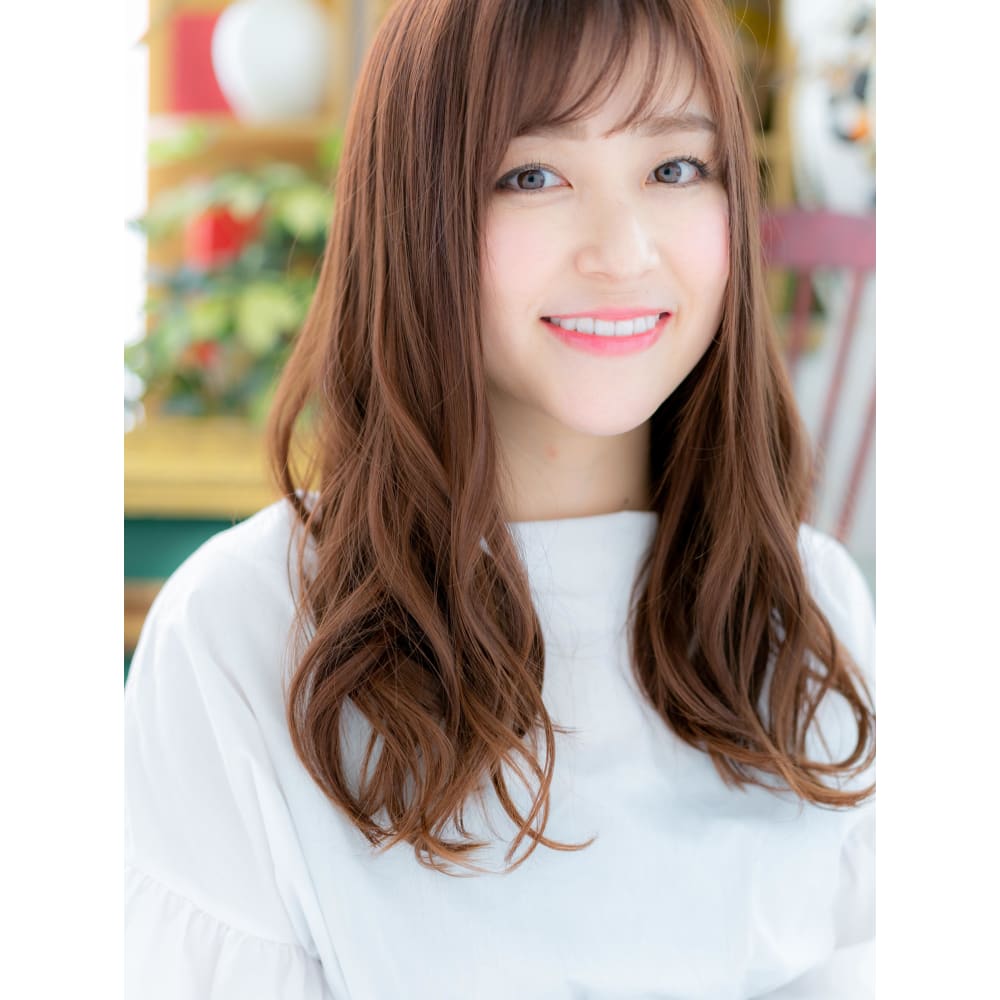 斜めバング 甘カラー ゆるウェーブラブロング モテロング Cover Hair Bliss 戸田公園西口店 カバーヘアブリス トダコウエンニシグチテン のヘアスタイル 美容院 美容室を予約するなら楽天ビューティ