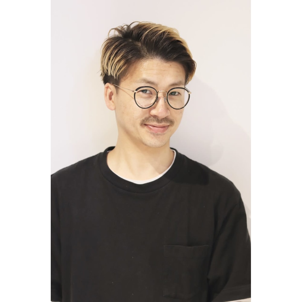 石井 貴之 Antiga Vi アンティガシス のスタッフ 美容院 美容室を予約するなら楽天ビューティ