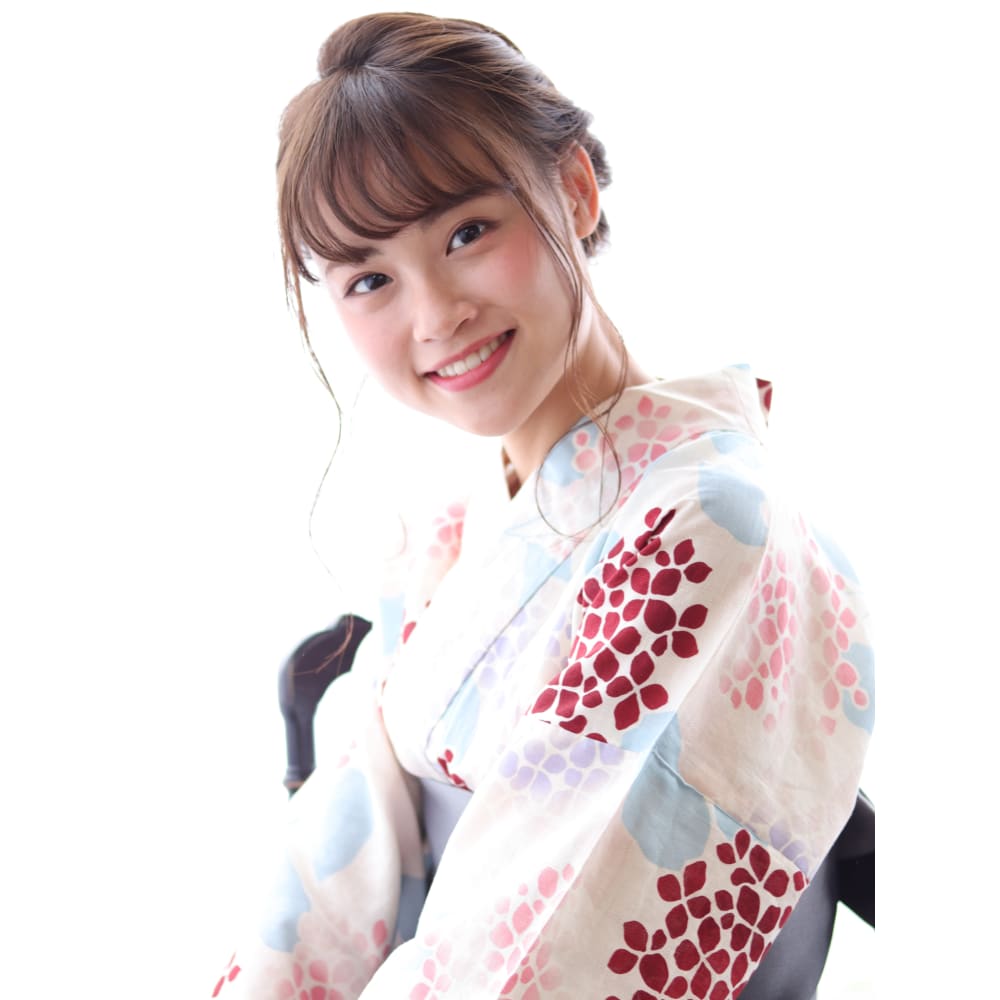 大人かわいい浴衣編み込みアレンジ Marche マルシェ のヘアスタイル 美容院 美容室を予約するなら楽天ビューティ