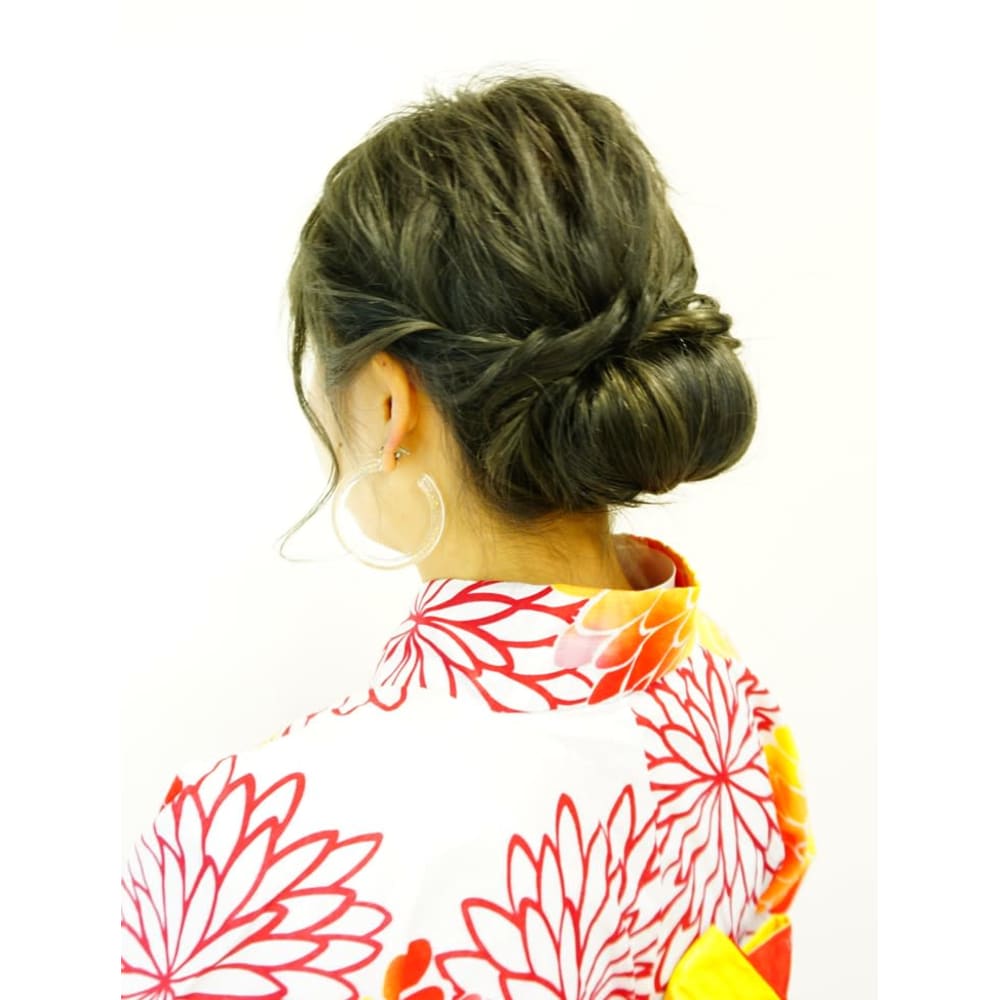 浴衣着付 流行りのオススメヘアアレンジ Super Cut 大通店 スーパーカットオオドオリテン のヘアスタイル 美容院 美容室を予約するなら楽天ビューティ 浴衣着付 流行りのオススメヘアアレンジ Super Cut 大通店 スーパーカットオオドオリテン のヘアスタイル 美容院 美容室を予約するなら楽天ビューティ