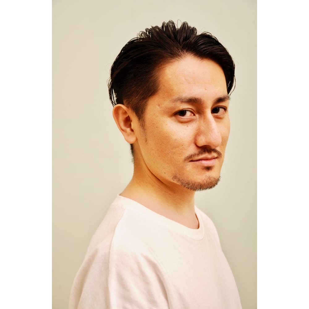 30代 40代大人ツーブロックスタイル Beautrium 銀座265 ビュートリアム のヘアスタイル 美容院 美容室を予約するなら楽天ビューティ