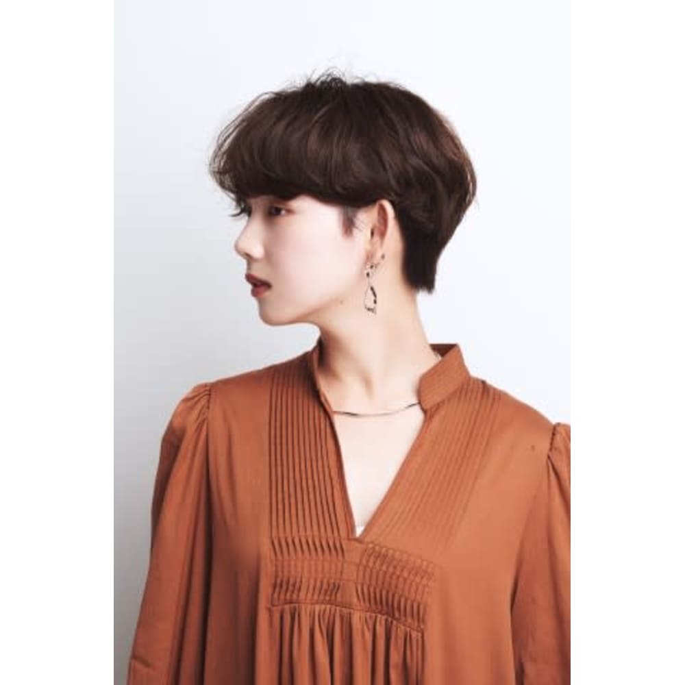 アッシュカラーハンサムショート 渋谷でカットが上手いと人気 クロードモネ H2o Aveda 渋谷ヒカリエshinqs店 クロードモネエイチツーオーアヴェダシブヤヒカリエシンクステン のヘアスタイル 美容院 美容室を予約するなら楽天ビューティ